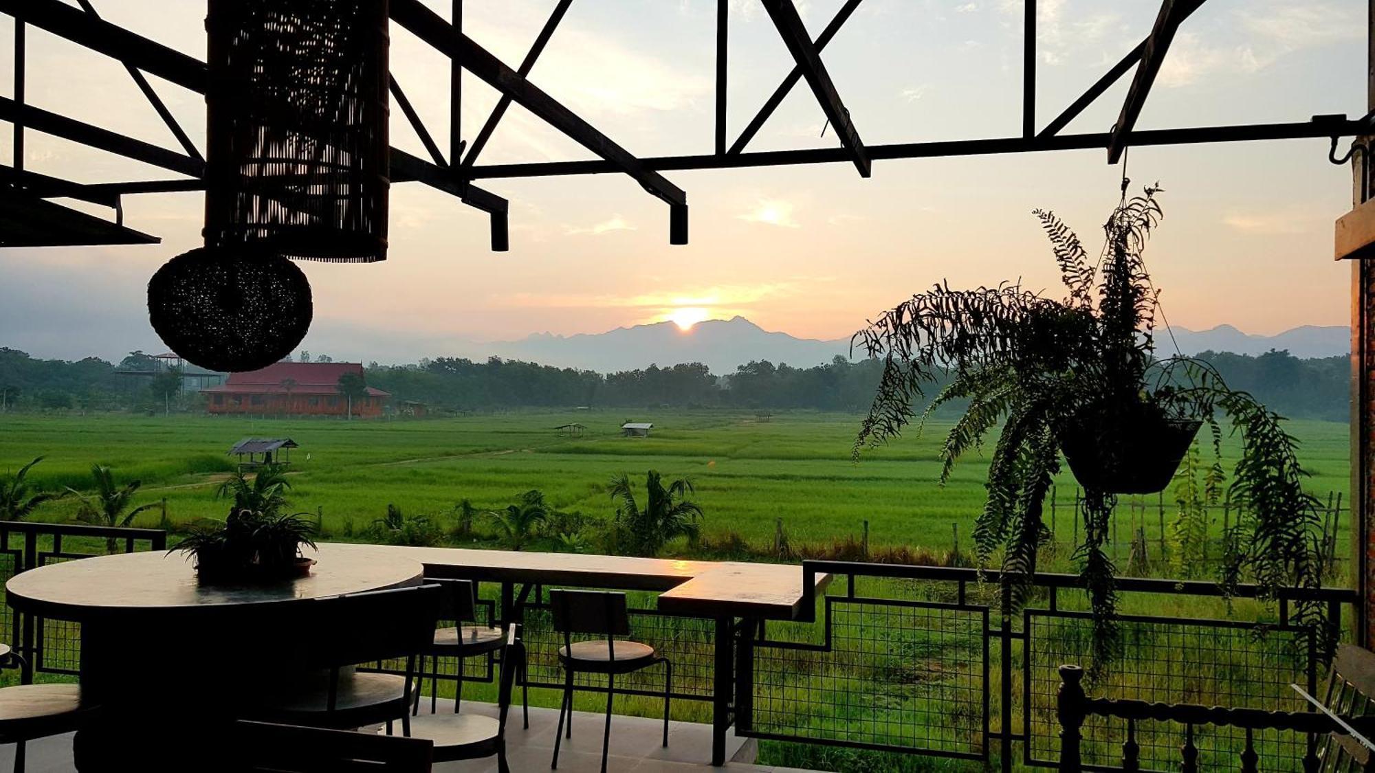 Suanglangna Apartment Phrae Bagian luar foto